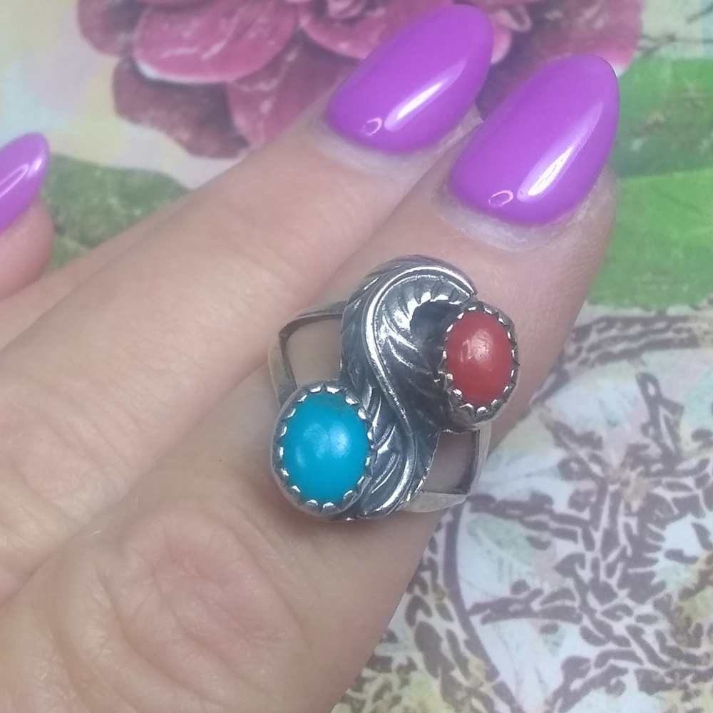 Native Am Indian Turquoise Red Coral STER. Silv Silver Feather Ring / Vintage